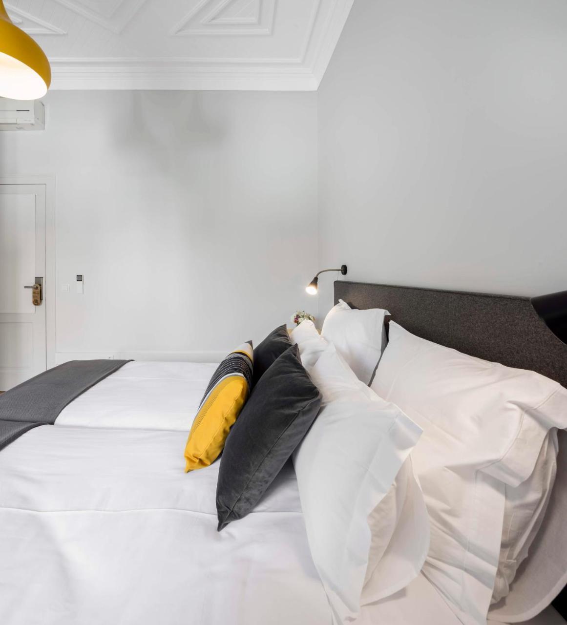 Penedo Da Saudade Suites & Hostel Коимбра Экстерьер фото